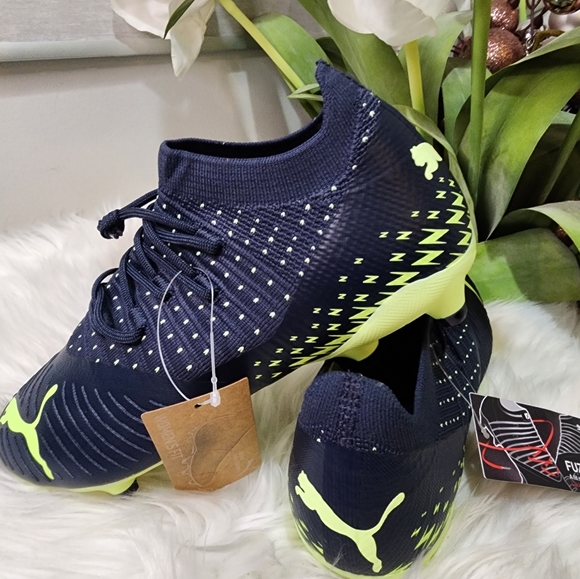 PUMA Women’s FUTURE Z 3.4 Soccer Cleats newPUMA Women’s FUTURE new - Picture 2 of 13